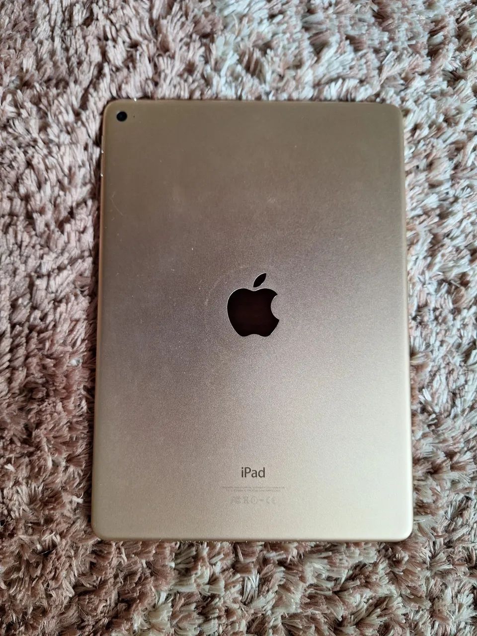 iPad Air 2 Golden 16GB + Caneta + Capa de couro