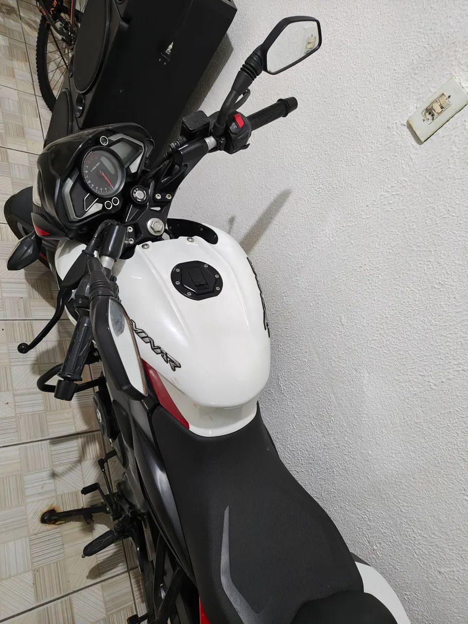 Bajaj Dominar 160 2025 - Foto 7