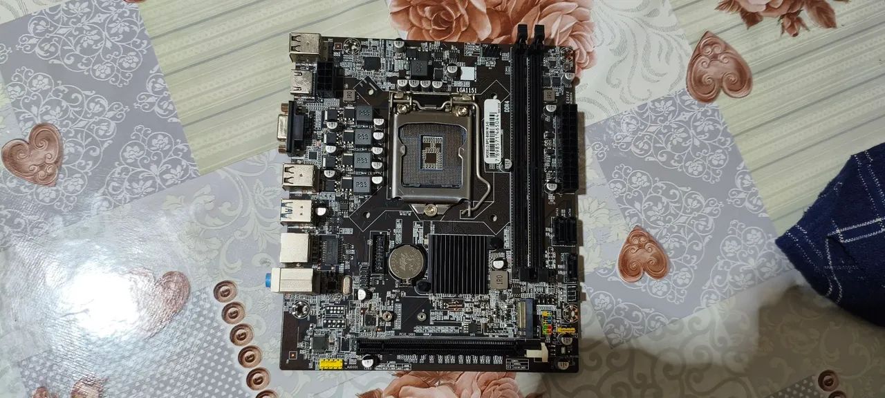 Placa-Mãe LGA1151 DDR4 2x RAM - Compatível i3-9100F - Foto 2