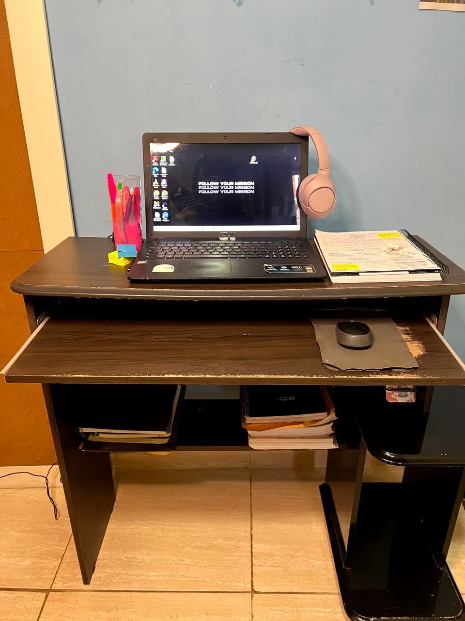 MESA DE COMPUTADOR/ ESCRIVANINHA - Foto 2