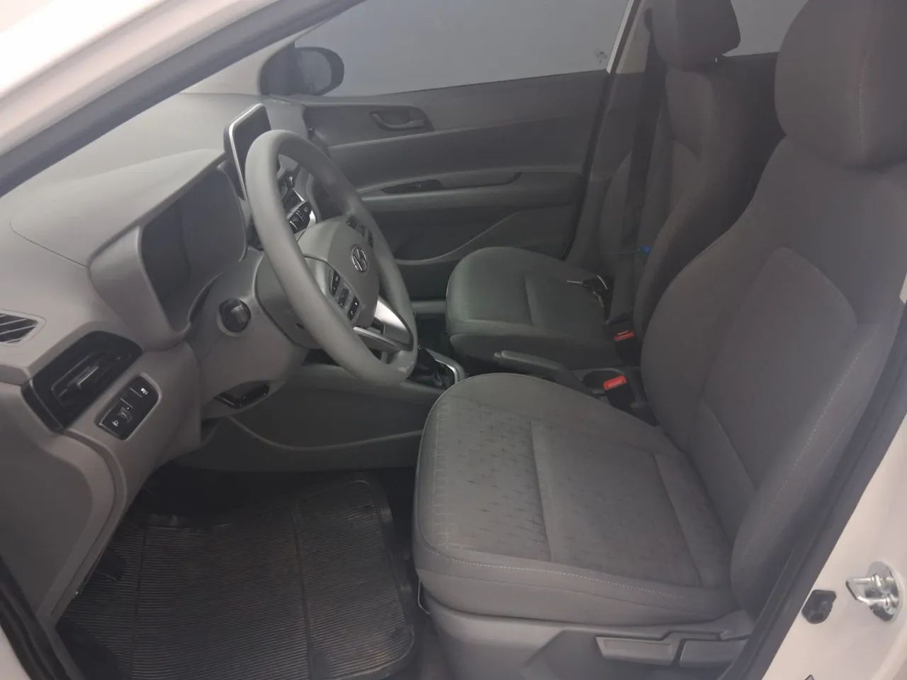 Hyundai HB20S Comfort Plus 1.0 TB Flex 12V Mec., foto 17 de 18