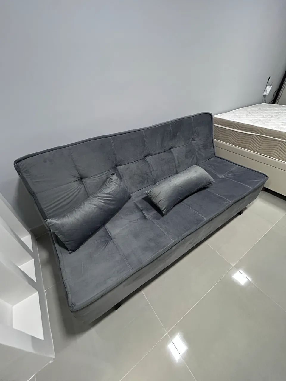 Sofá cama 3 lugares novo