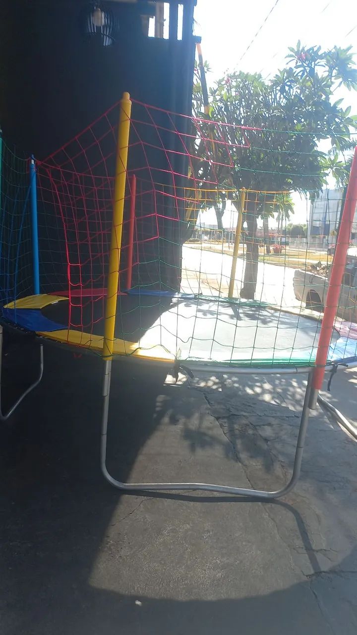 Aluguel de jogos de mesas e pula pula  - Foto 4