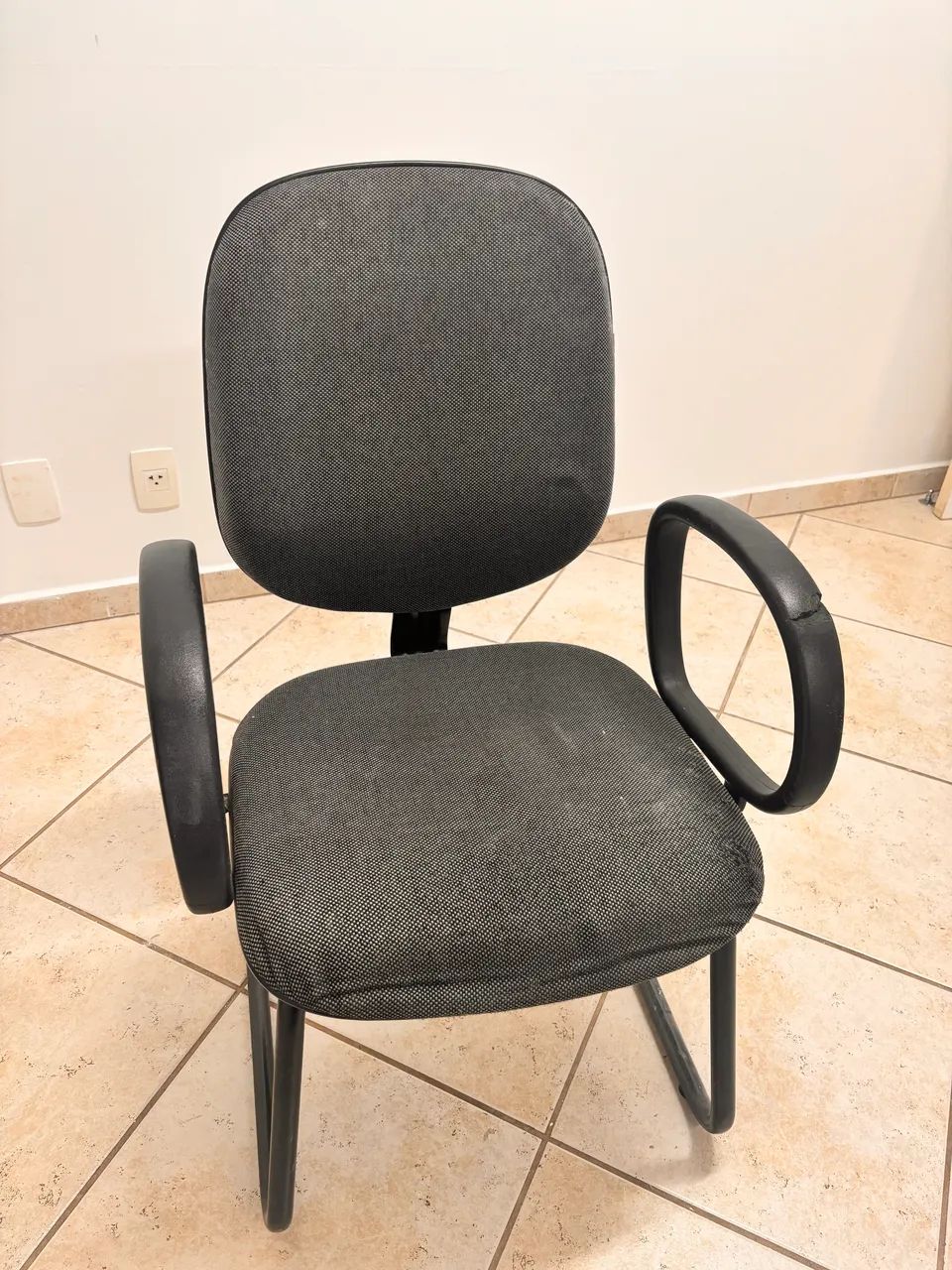 Cadeira de escritório - Foto 2