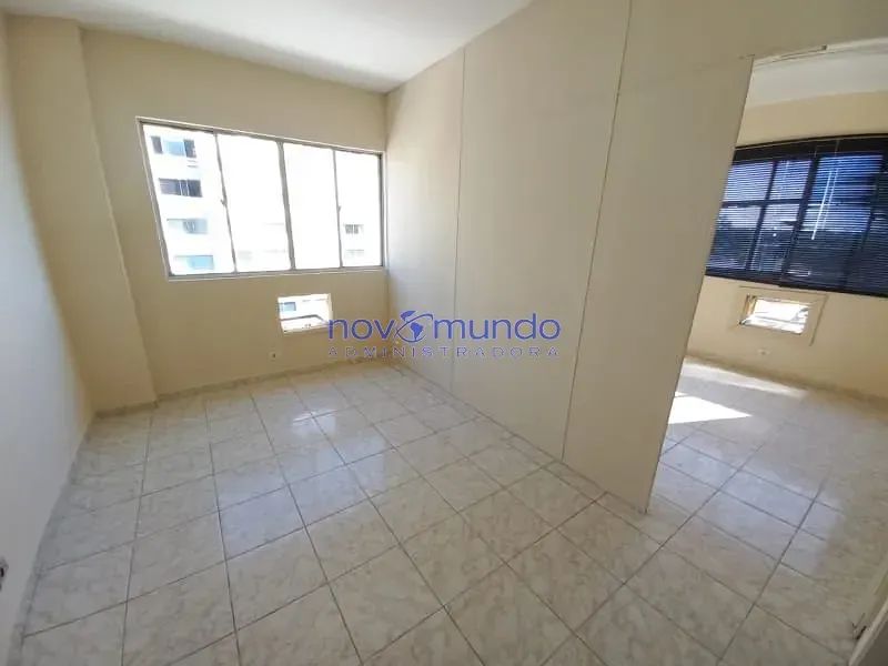 EXCELENTE SALA COMERCIAL NA FREGUESIA