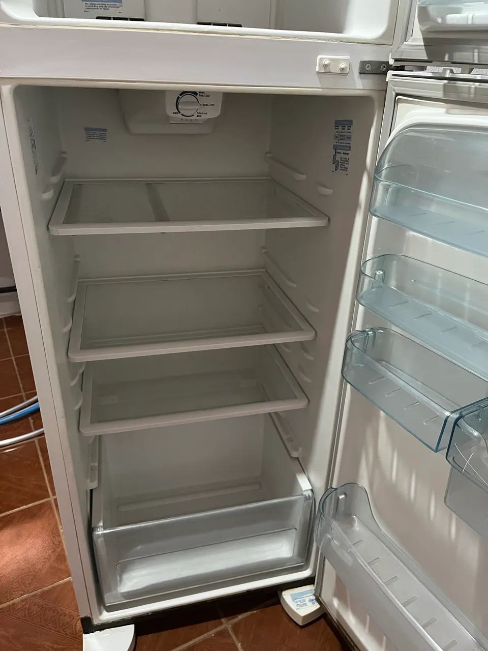 Geladeira Electrolux Frost Free Duplex - Funcionando Perfeitamente - Foto 3