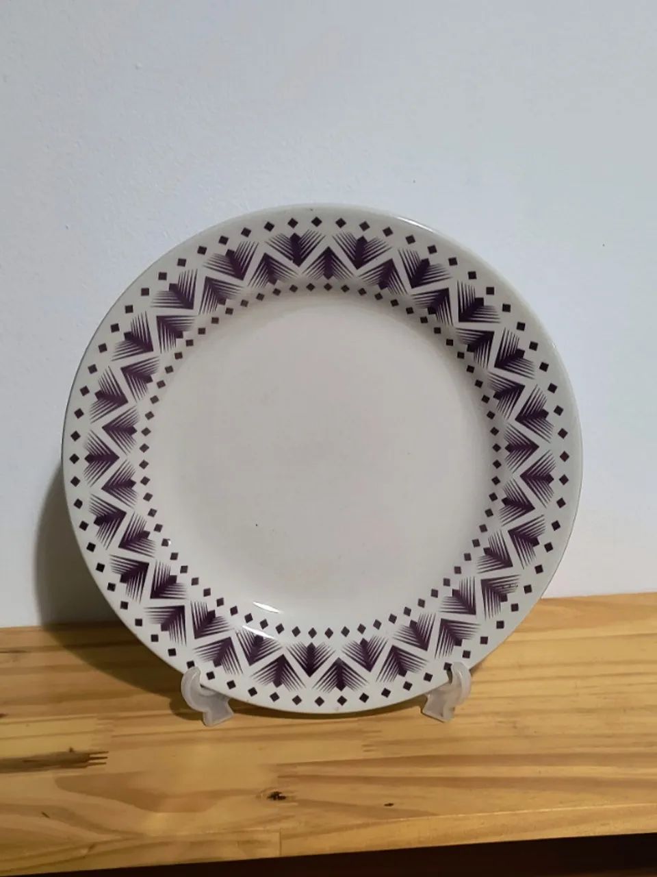 1 elegant Biona porcelain dinner plate – unique piece, kitchen utensil, tableware, home
