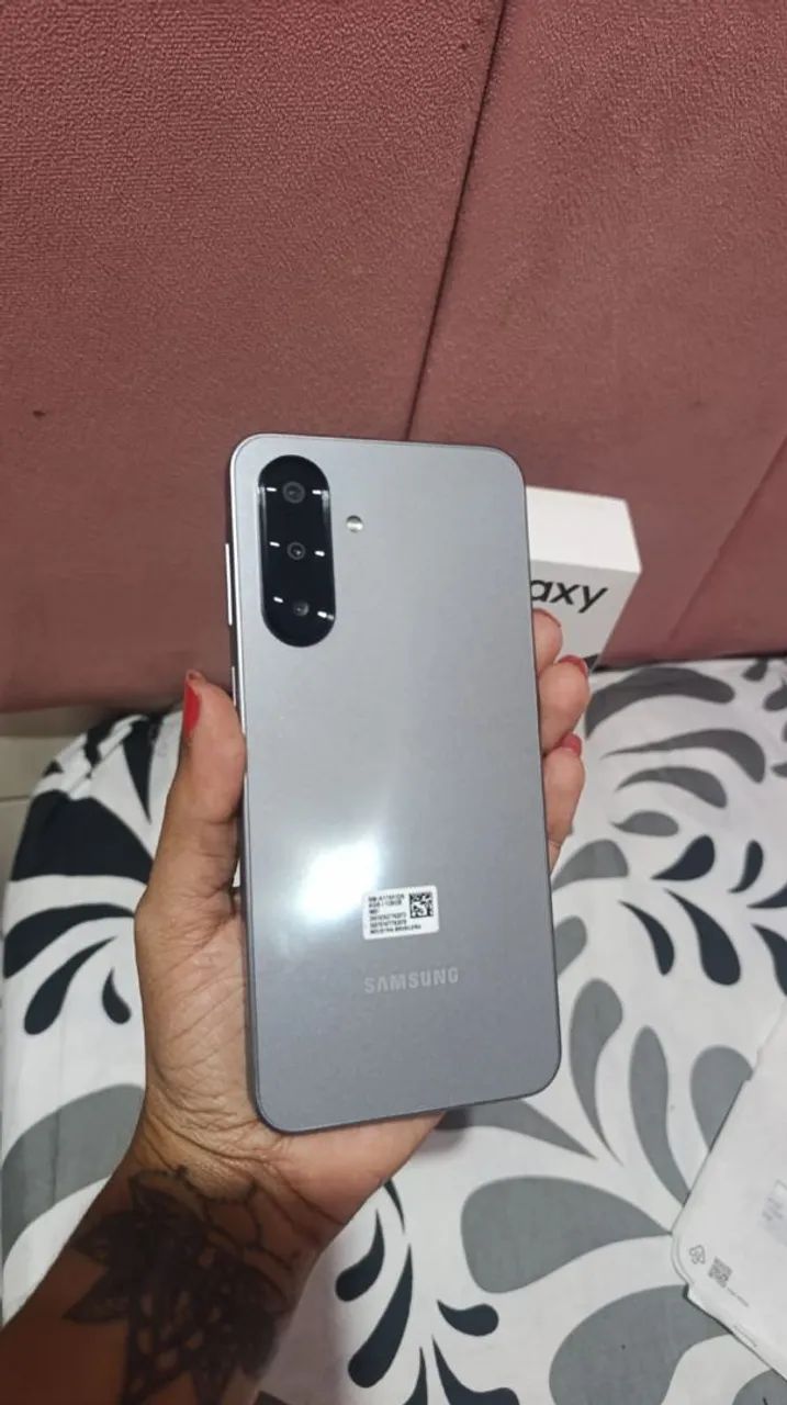 Vendo Samsung A17 - Foto 2