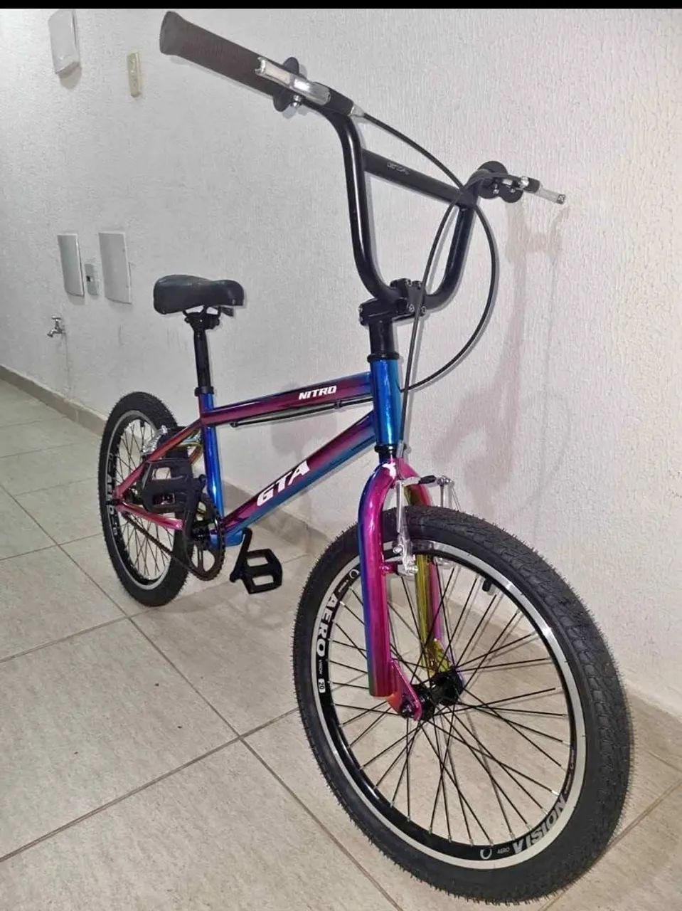 Bicicleta BMX Aro 20 - NOVA!