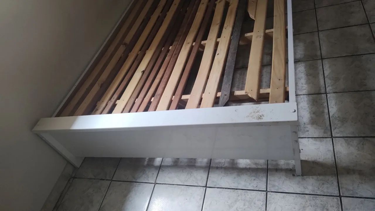 Cama de casal com colchão  - Foto 3