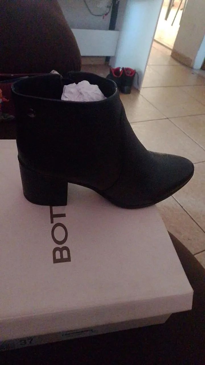 Bota cano curto nova n.37  - Foto 2