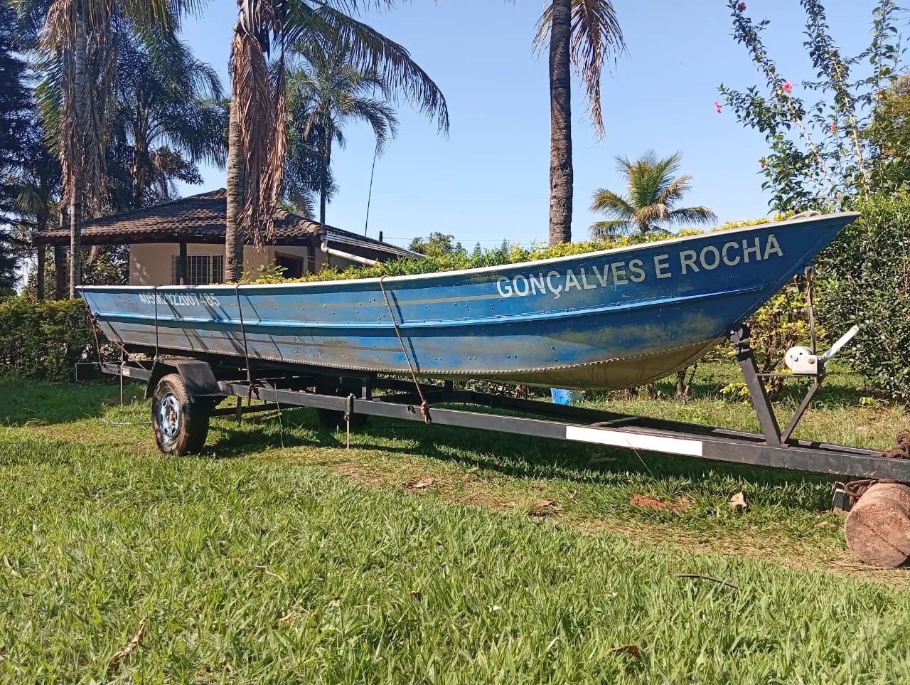 Barco de alumínio 