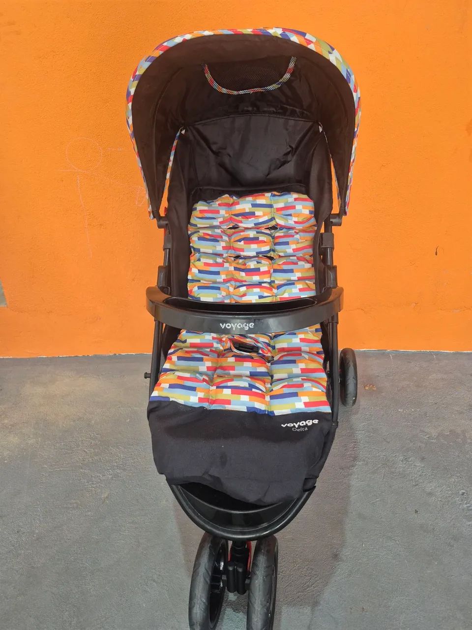 Carrinho de bebê unissex