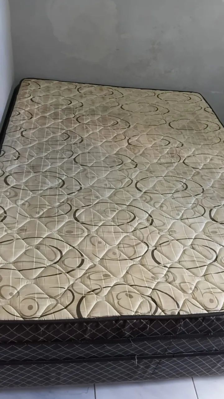 Cama de Casal ( de molas, não espuma) - Foto 2