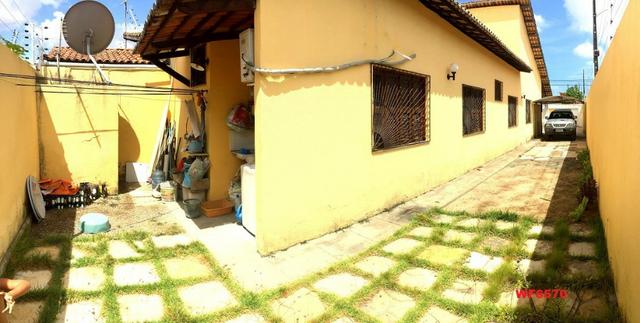 Casa plana no Castelão, 3 quartos, 6 vagas, deck com churrasqueira, - Foto 10