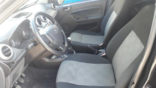 Ford Fiesta Hatch SE completo + gnv - Foto 8
