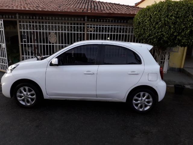 Nissan March SV 1.6, passo financiamento. Aceito pagar no meu nome - Foto 8