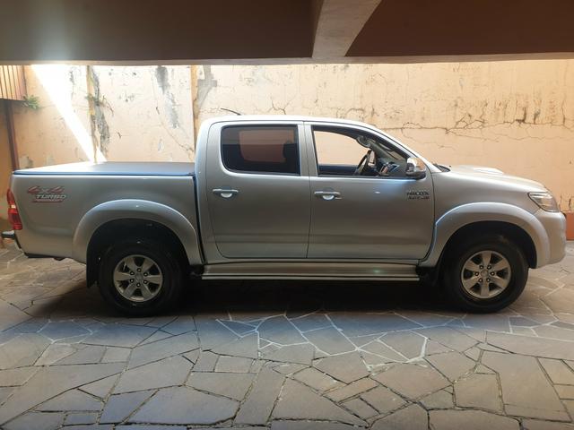 Toyota hilux 3.0 srv automática 2012 4x4 diesel - Foto 2