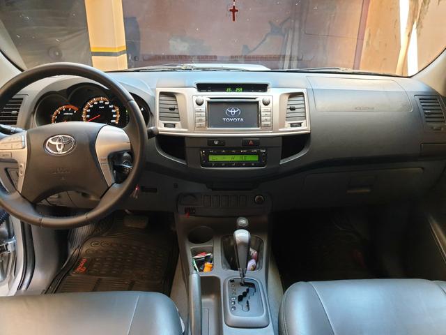 Toyota hilux 3.0 srv automática 2012 4x4 diesel - Foto 5