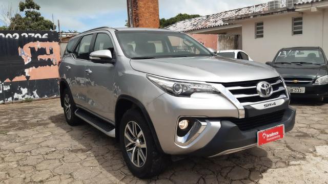 Toyota SW4 compl 7lugares 2.8 aut 2016 - Foto 2