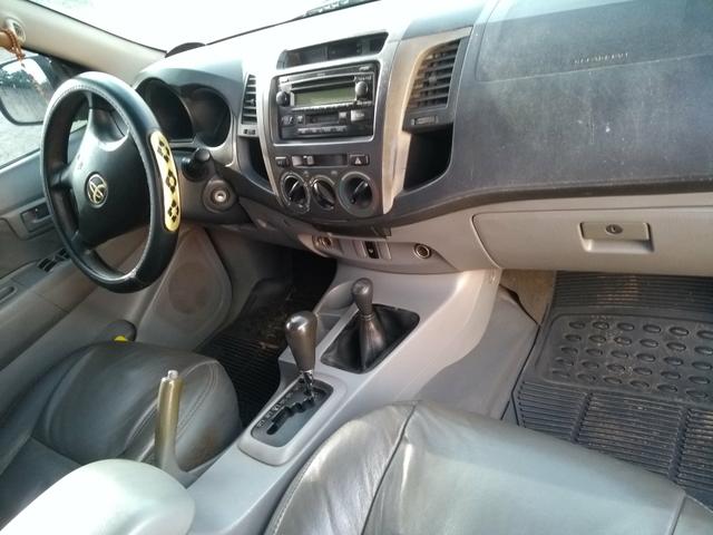 Vendo Hilux 2006 automática! - Foto 3