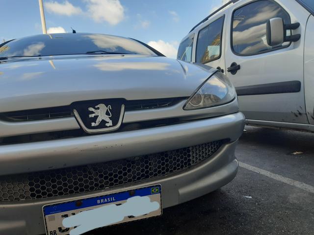 Peugeot em bom estado bem conservado para uso - Foto 4