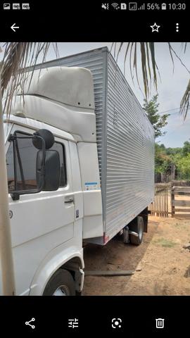 Caminhão vw baú 7110 - Foto 4