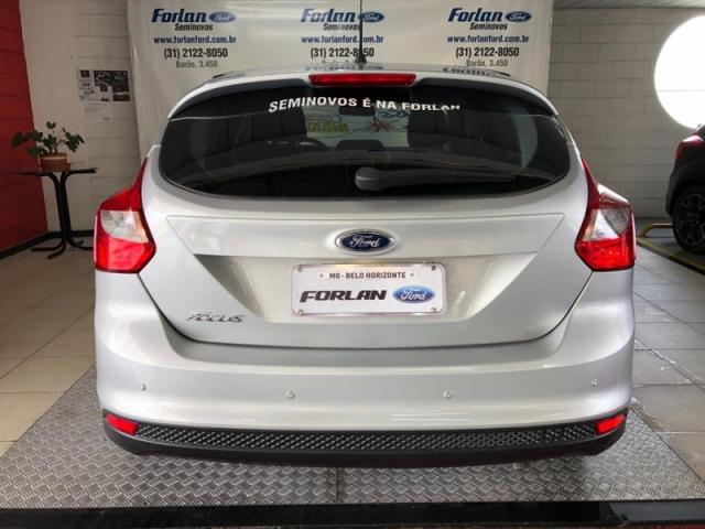 FORD FOCUS 1.6 S 16V FLEX 4P MANUAL 2014 - Foto 5