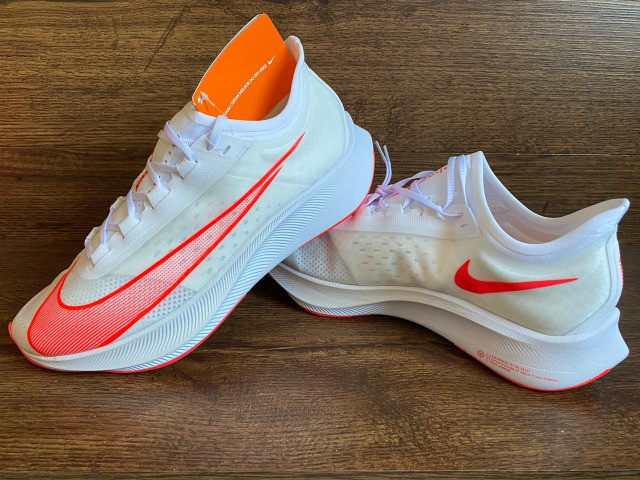 nike zoom fly 39