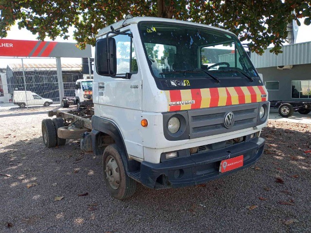 VOLKSWAGEN 8.160 2015/16