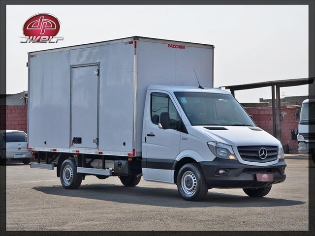 MERCEDES-BENZ SPRINTER 313 CDI STREET COM BAÚ 2019