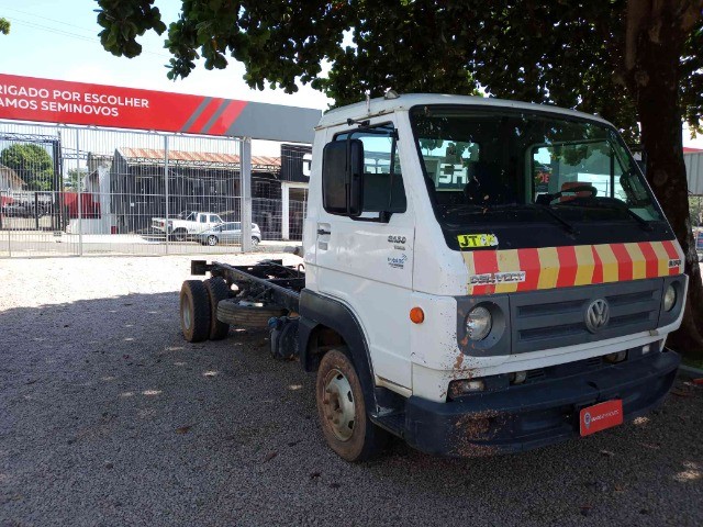 VOLKSWAGEN 8.160 2016