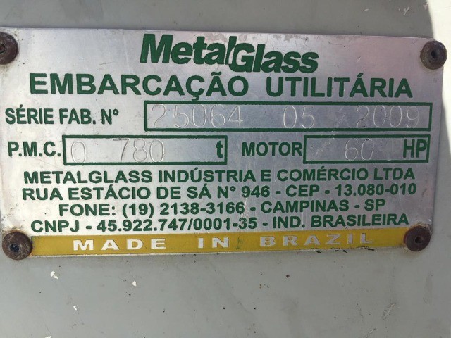 Lancha metalglass savage 5513, ano 2009