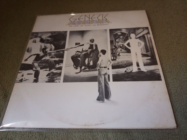 LP Disco Vinil DUPLO GENESIS the lamb lies down on broadway - Foto 2
