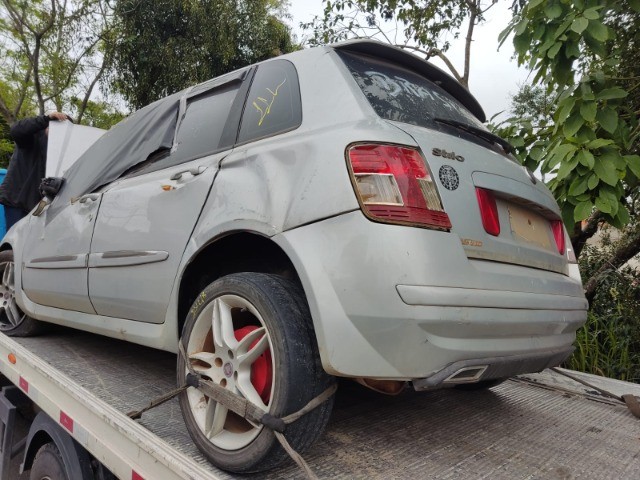 Sucata Fiat Stilo 1.8 Sporting Disponível Para Retirada De Peças  - Foto 3