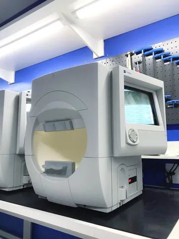 Campímetro Zeiss Humphrey modelo 750
