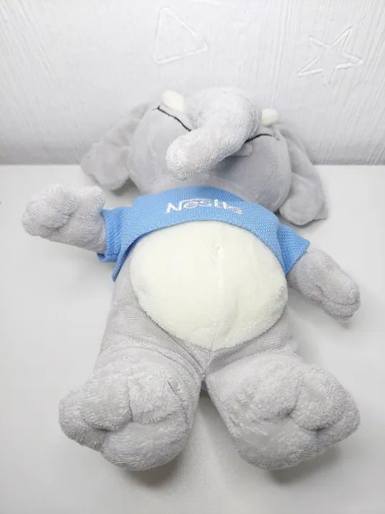 Pelúcia Elefante da Coleção Filhotes Nestlé Original - Foto 3