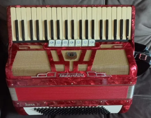 Acordeon Todeschini super 6