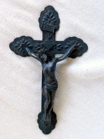 Antigo Crucifixo  tamanho aproximado 27,0,x16,0 cm (Item para Decoração)  - Foto 5