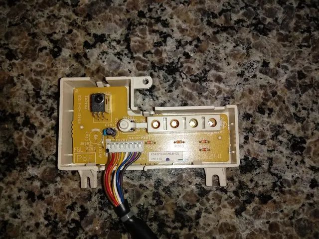 Placa receptora  do evaporador piso teto Fujitsu 24 k - Foto 4