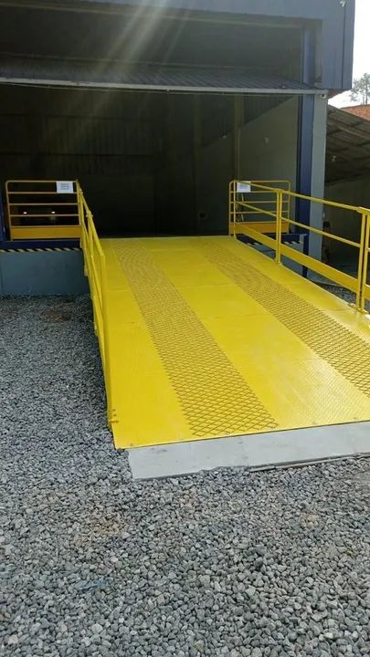 Vendo Rampa  Prancha Fixa para Doca. Acesso Eficaz para Carros e caminhoes. - Foto 3