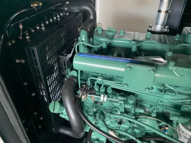 Grupo Gerador Diesel Automatizado de 20Kva Cabinado e Silencioso - Foto 5