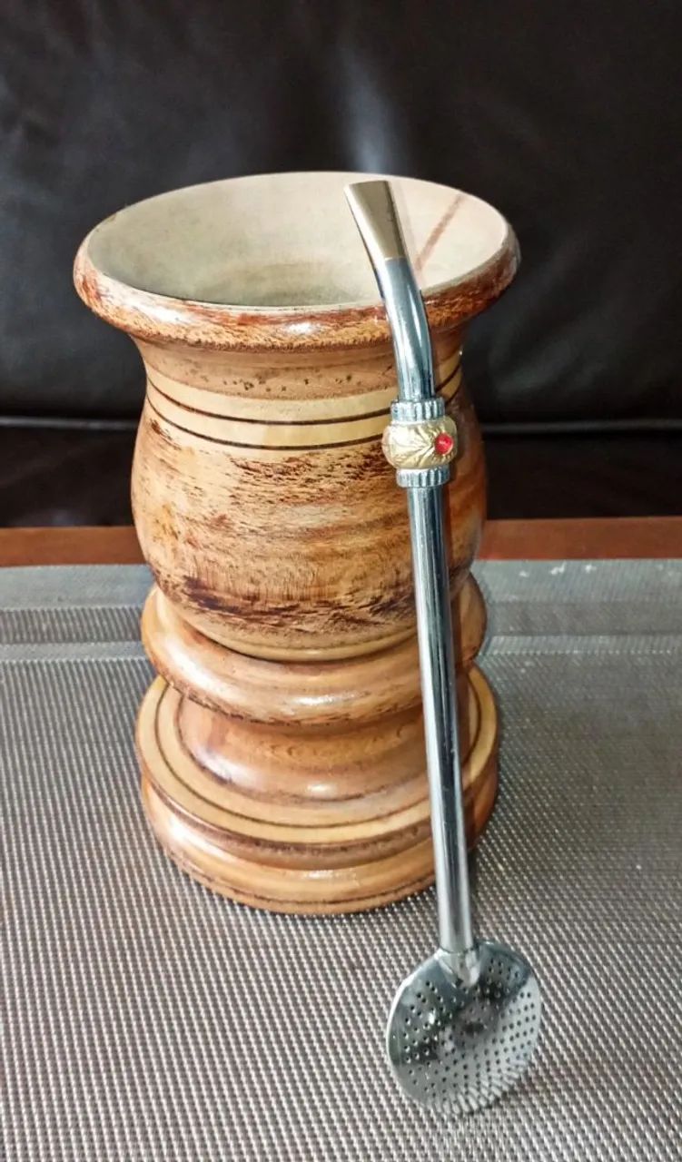 Chimarrão em Madeira Artesanal 