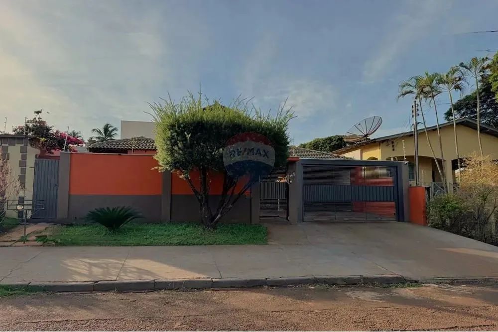 Encante-se com esta linda casa no coração do Jardim Europa, Dourados/MS - Foto 2