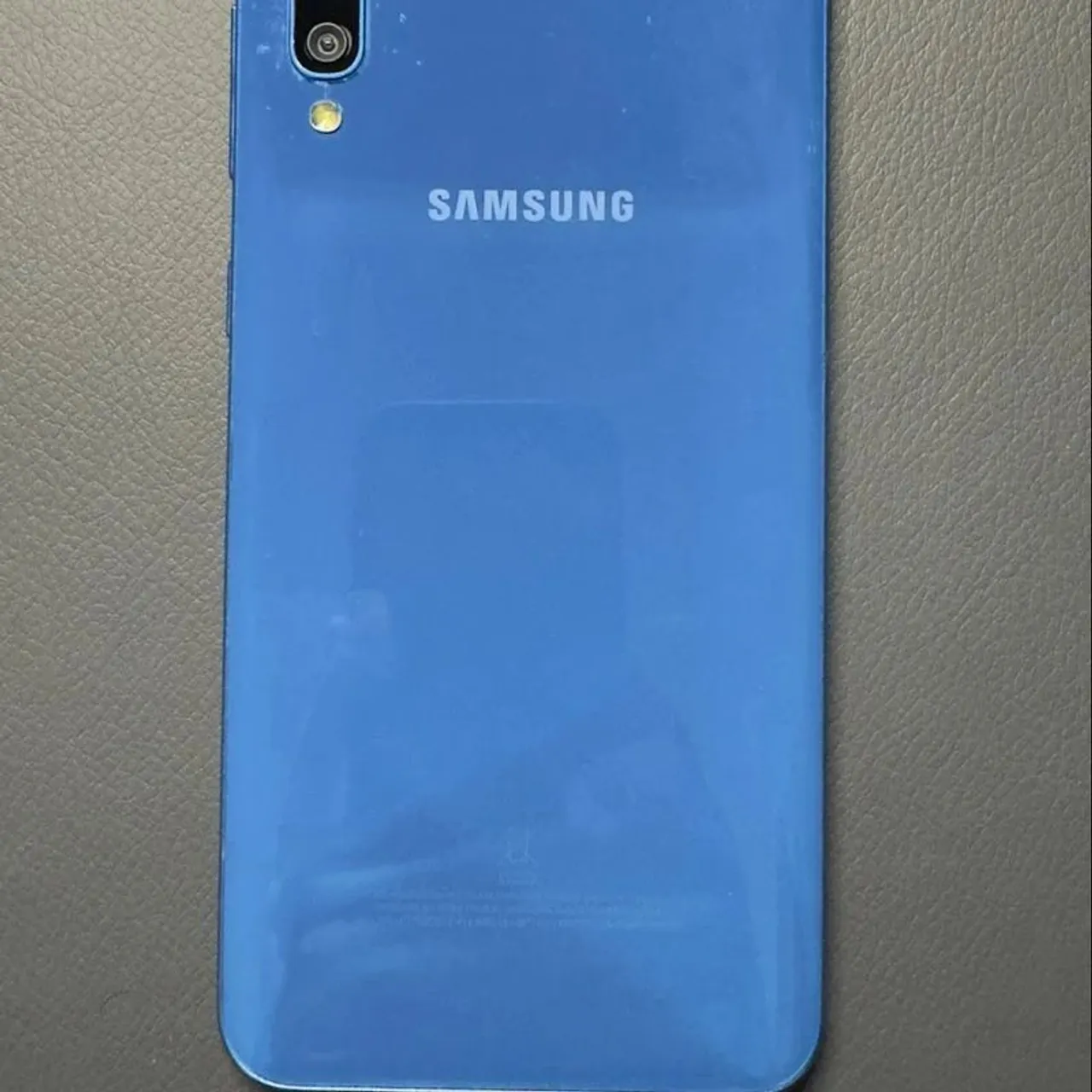 Celular Samsung A50 128 GB Usado