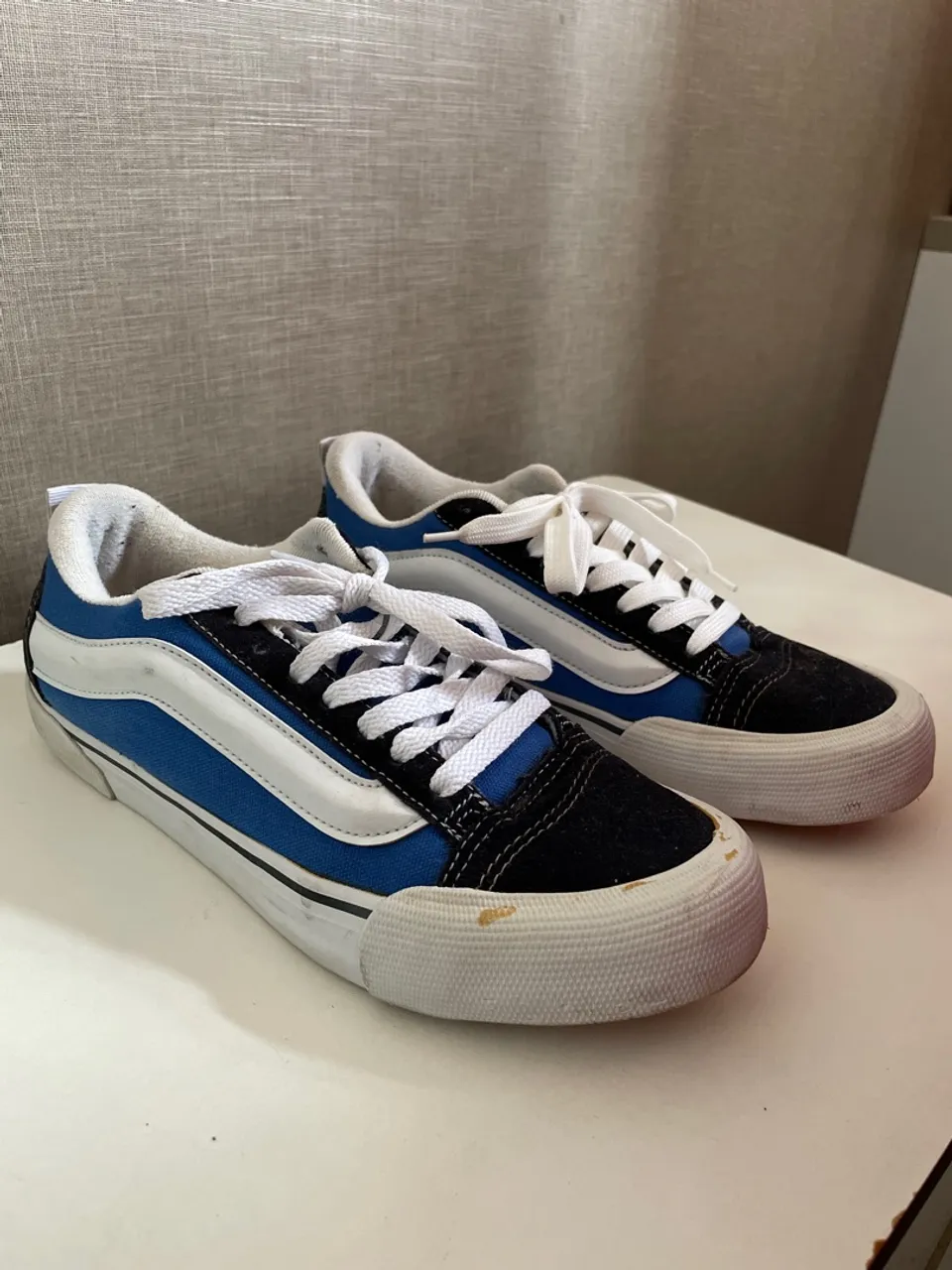 Tênis Vans Azul e Preto