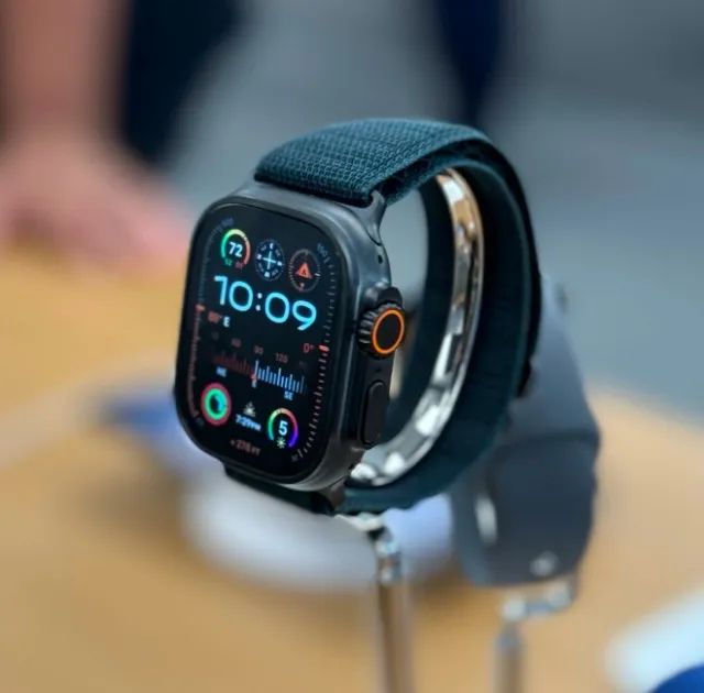 Apple Watch Ultra 2 Preto 49mm - Novo/Lacrado