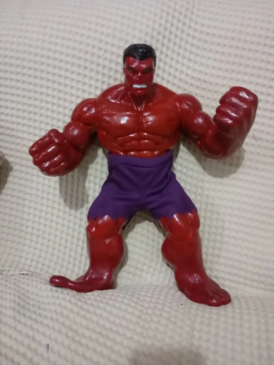 Boneco Hulk Vermelho - GIGANTE