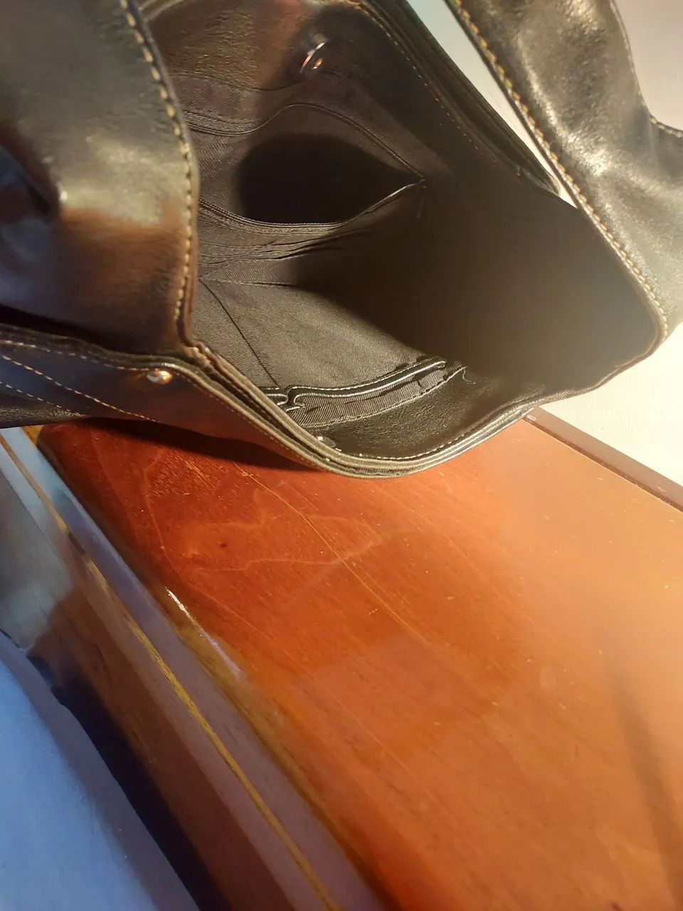 Bolsa de Ombro Elegante em Couro Sintético - Foto 4
