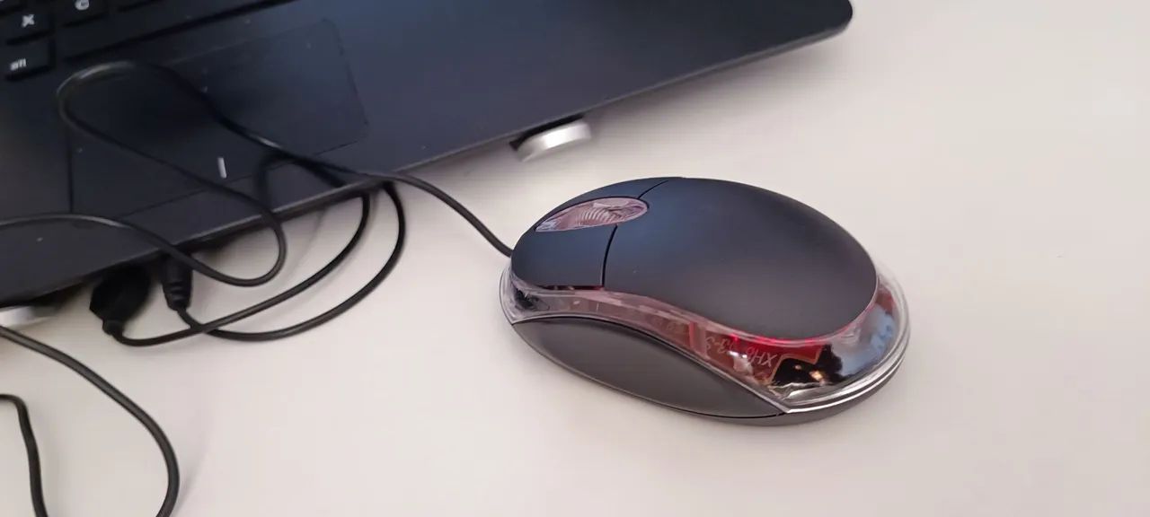 Mouse com design moderno e confortável - Foto 5